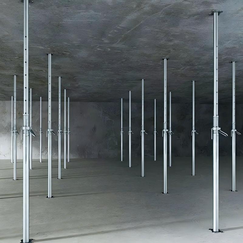 Steel Prop1 .jpg Steel Prop1 .jpg